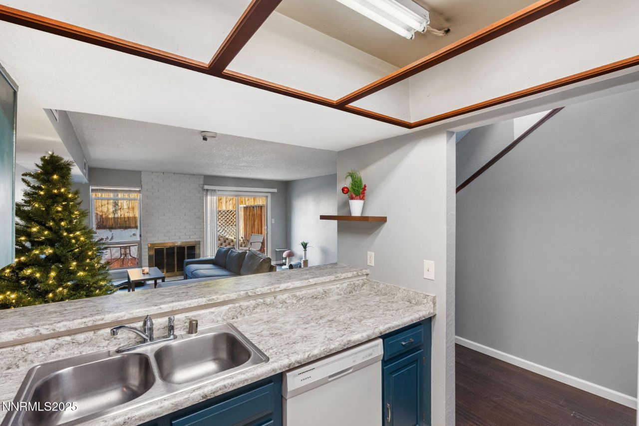 4233 Baker Lane, Reno, NV 89509 Photo