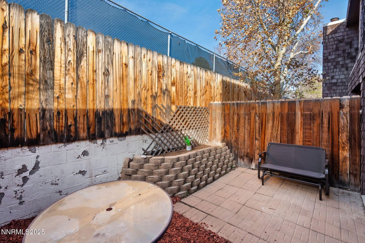 4233 Baker Lane, Reno, NV 89509 Photo