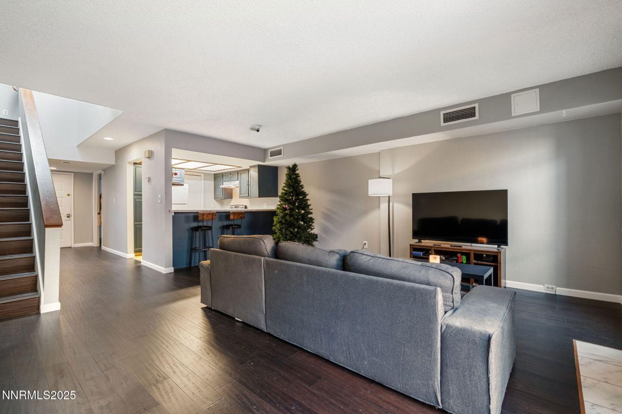 4233 Baker Lane, Reno, NV 89509 Photo