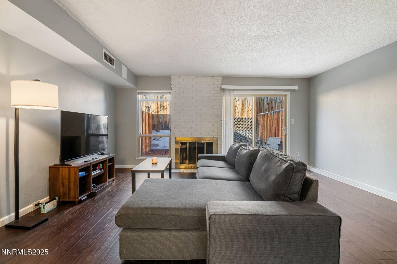 4233 Baker Lane, Reno, NV 89509 Photo