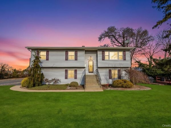 57 New South Road, Hicksville, NY 11801