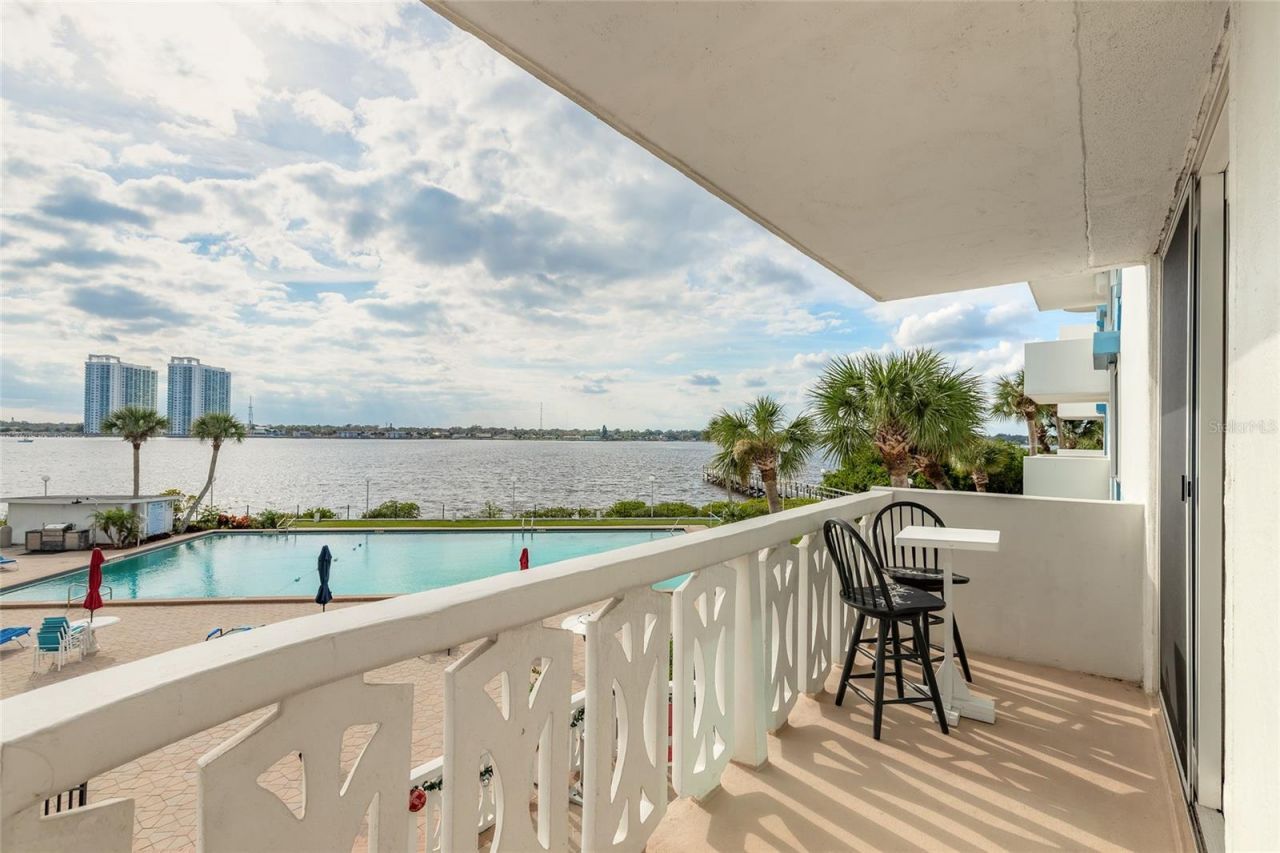 935 N Halifax Avenue, Unit 106, Daytona Beach, FL 32118 Photo