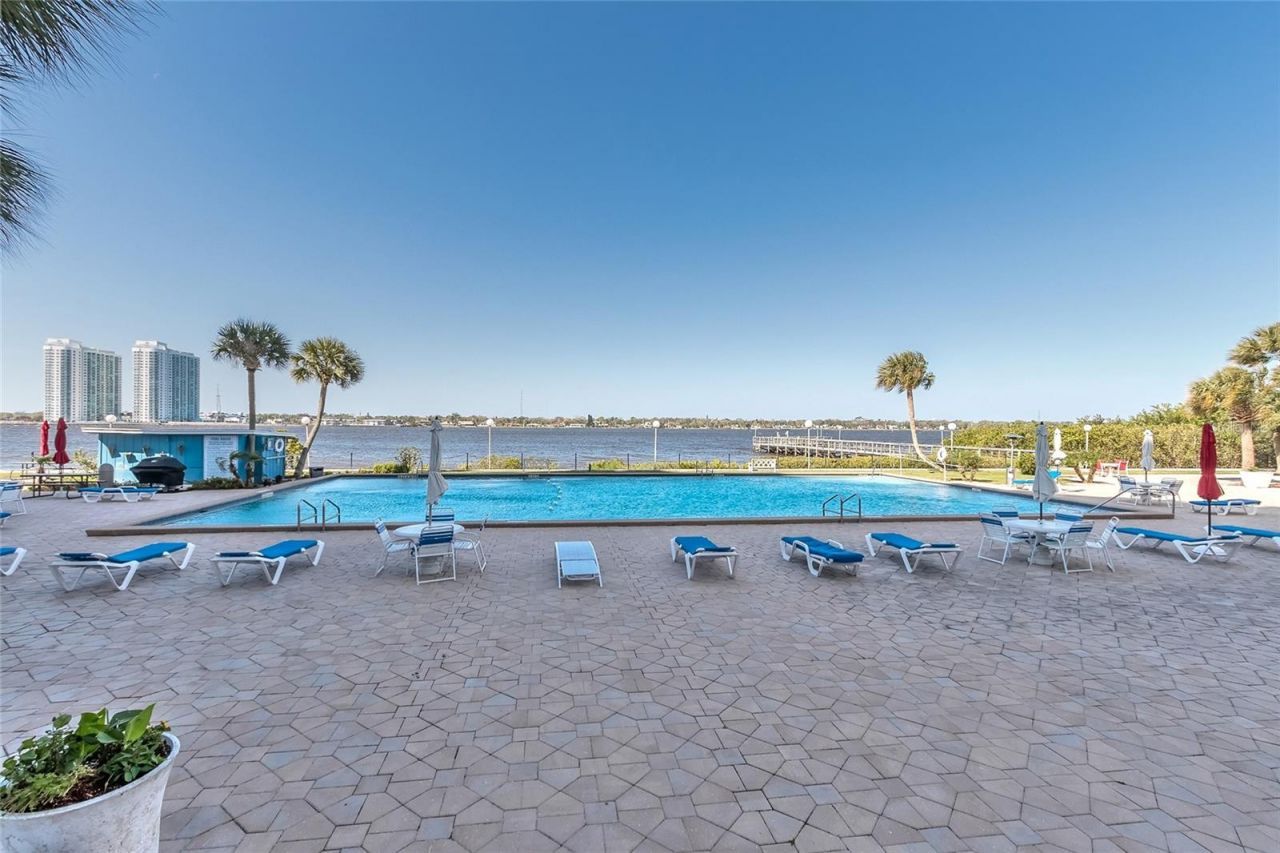 935 N Halifax Avenue, Unit 106, Daytona Beach, FL 32118 Photo