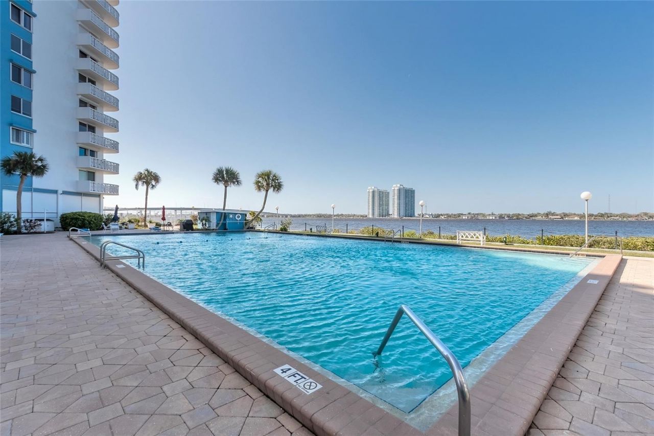 935 N Halifax Avenue, Unit 106, Daytona Beach, FL 32118 Photo