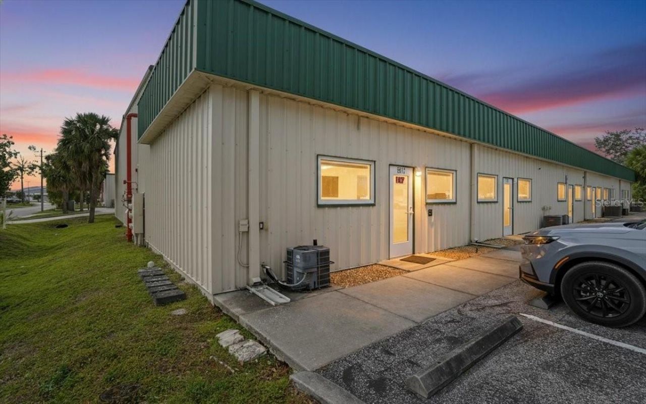 6612 26th Court E, Sarasota, FL 34243 Photo