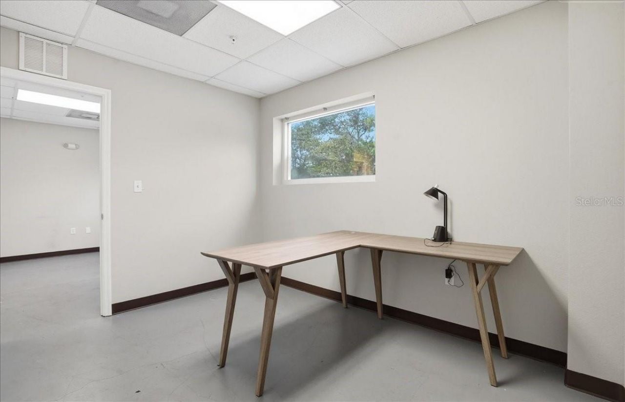 6612 26th Court E, Sarasota, FL 34243 Photo