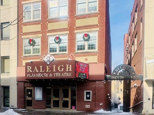 403 NEVILLE STREET, BECKLEY, WV 25801