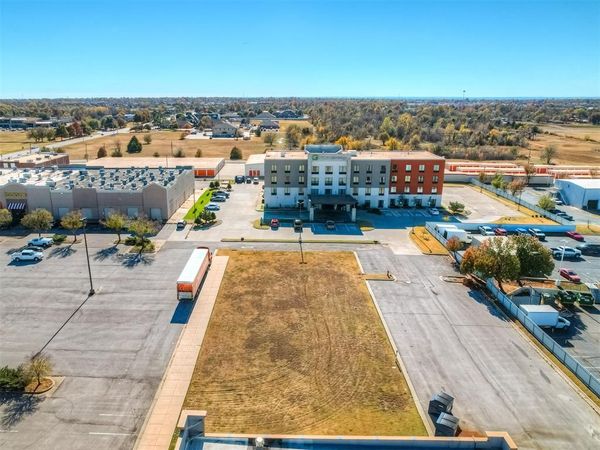 7801 S Walker Avenue, Oklahoma City, OK 73139