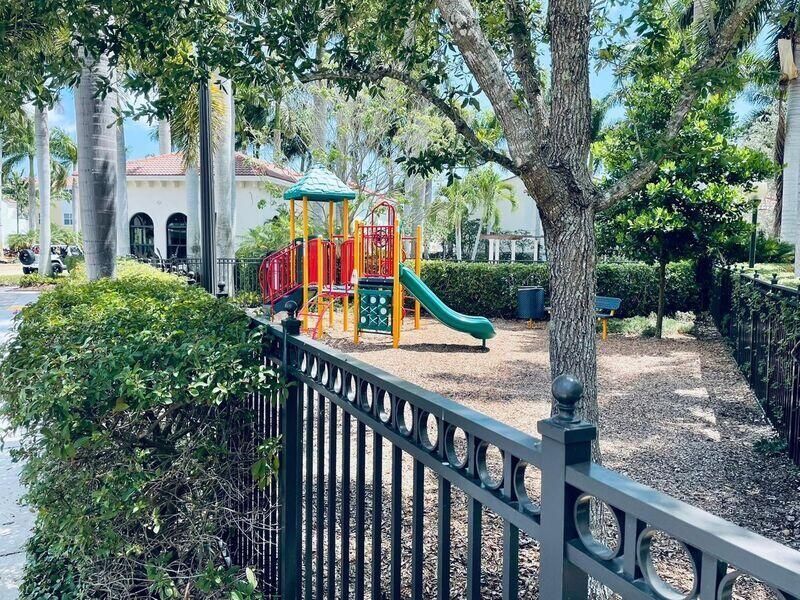 1527 NW 48th Lane, Boca Raton, FL 33431 Photo