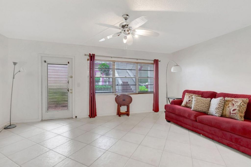 549 Fanshaw N, Boca Raton, FL 33434 Photo