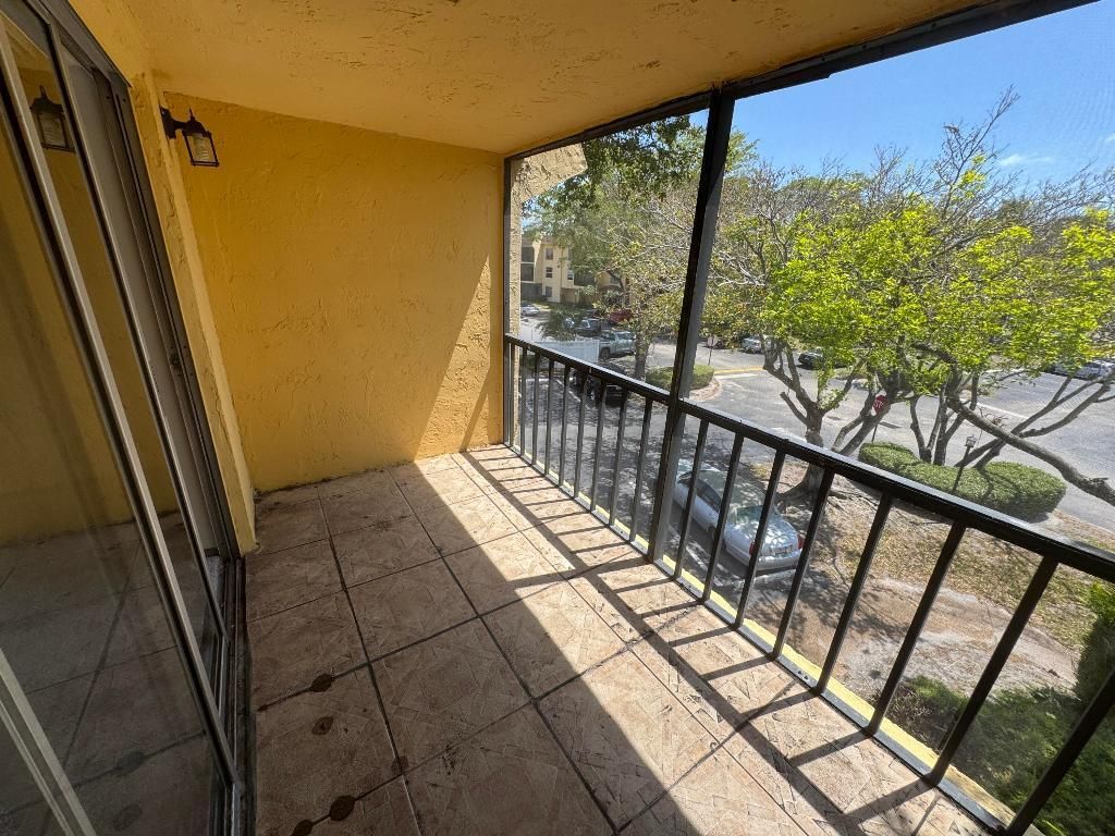 450 NW 20th Street, Unit 315, Boca Raton, FL 33431 Photo