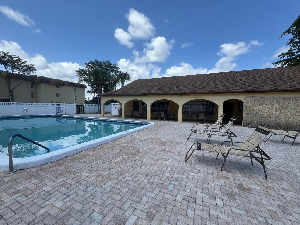 450 NW 20th Street, Unit 315, Boca Raton, FL 33431 Photo