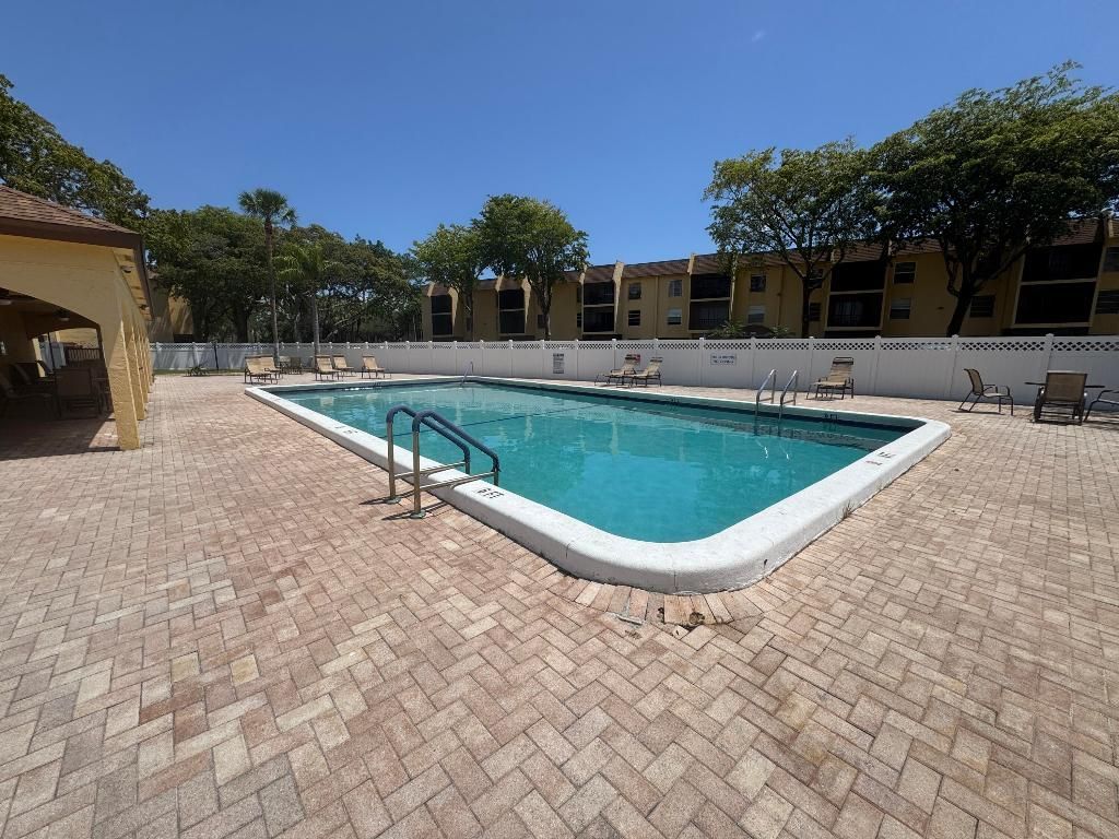 450 NW 20th Street, Unit 315, Boca Raton, FL 33431 Photo