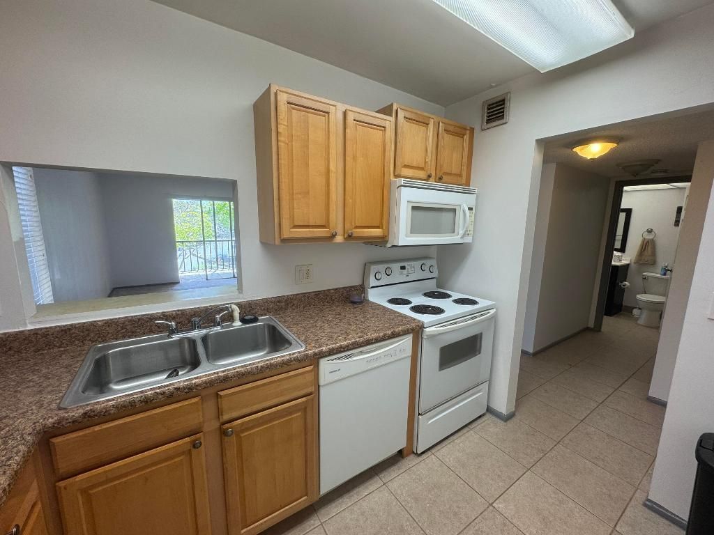 450 NW 20th Street, Unit 315, Boca Raton, FL 33431 Photo