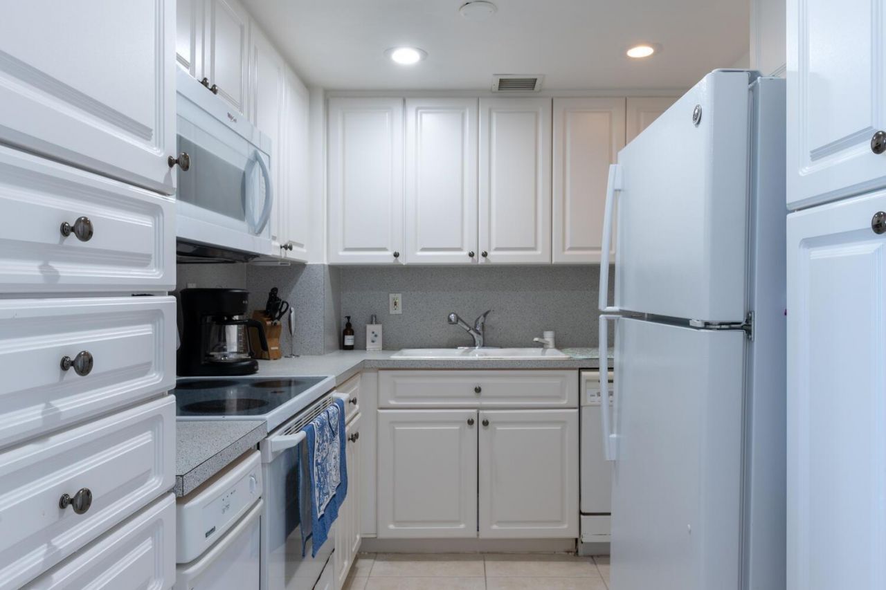 2600 N Flagler Drive, Unit 611, West Palm Beach, FL 33407 Photo