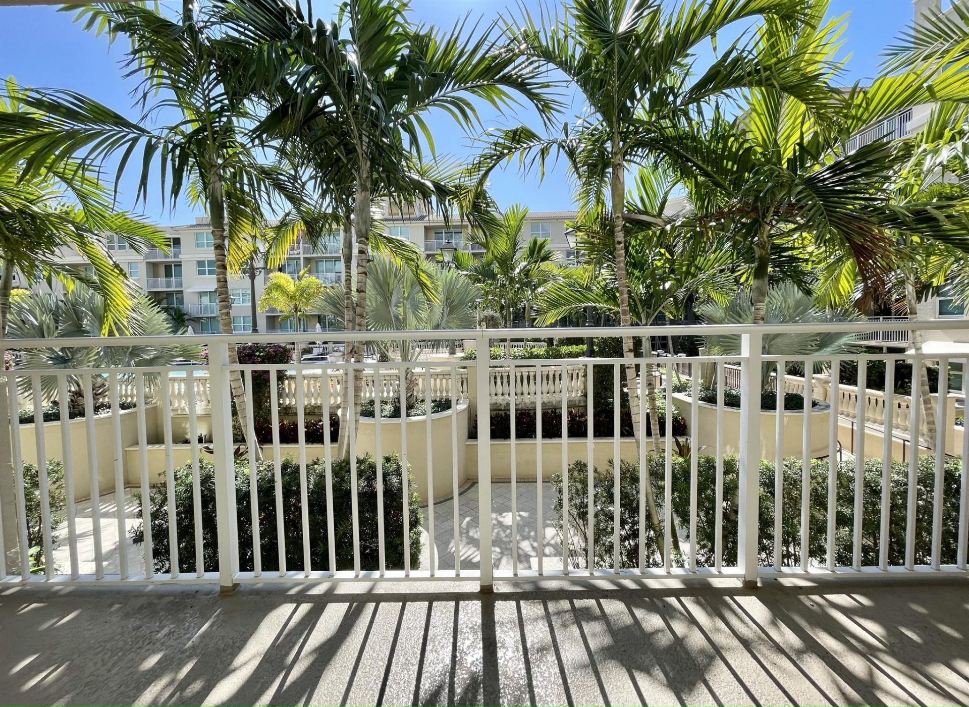 99 SE Mizner Boulevard, Unit 736, Boca Raton, FL 33432 Photo