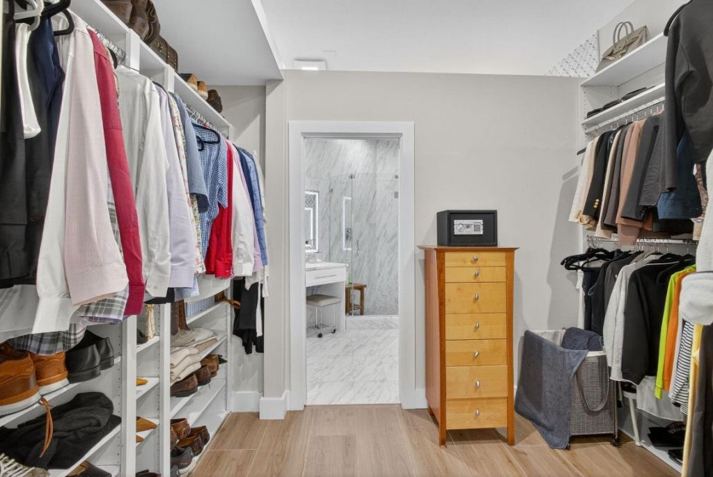 945 Bear Island Circle, West Palm Beach, FL 33409 Photo