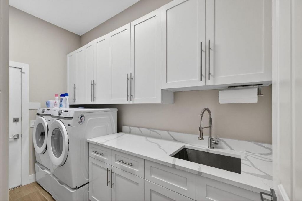 945 Bear Island Circle, West Palm Beach, FL 33409 Photo