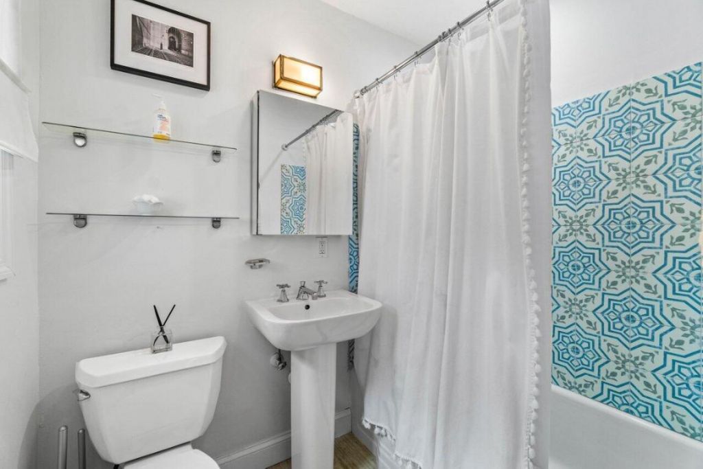 210 Debra Lane, Palm Beach, FL 33480 Photo