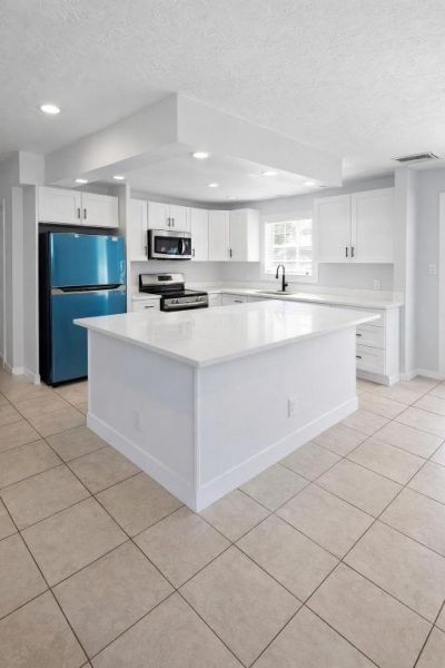 1626 43rd Street, West Palm Beach, FL 33407 Photo