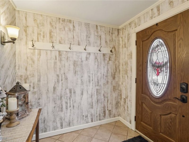 15720 Jug Road, Burton, OH 44021 Photo 2