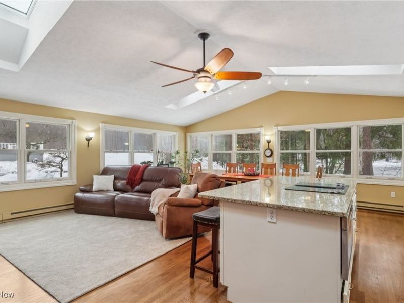 15720 Jug Road, Burton, OH 44021 Photo 5