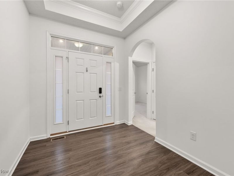 801 Willich Court, Lagrange, OH 44050 Photo 2