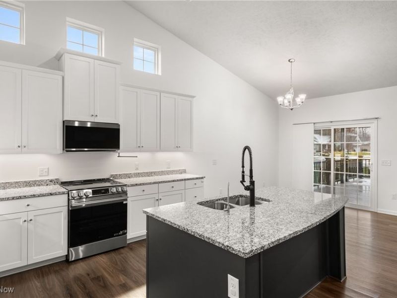 801 Willich Court, Lagrange, OH 44050 Photo 5