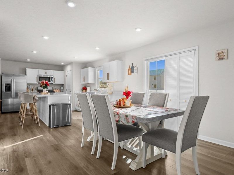 250 Leather Leaf Drive, Elyria, OH 44035 Photo 16