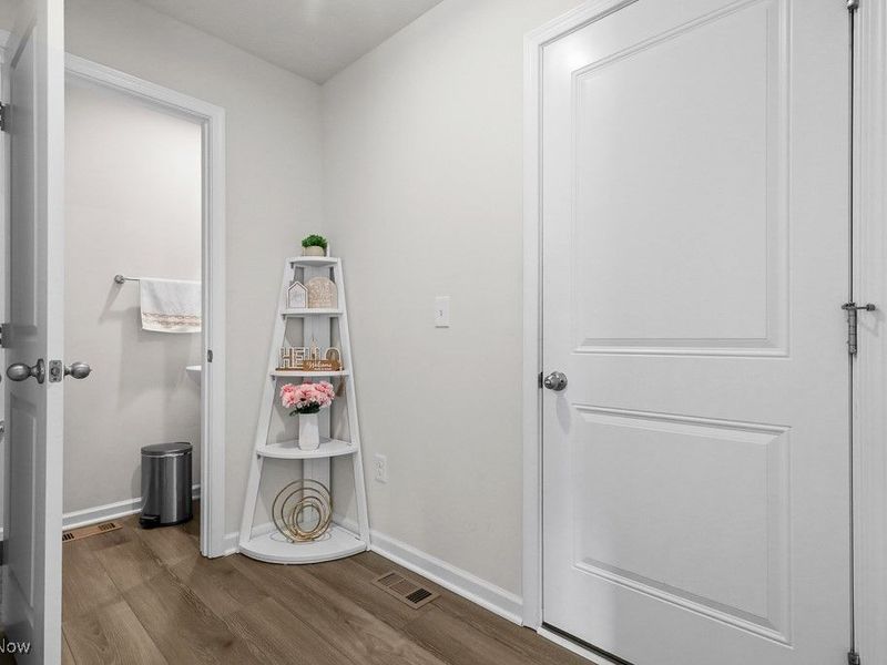 250 Leather Leaf Drive, Elyria, OH 44035 Photo 17