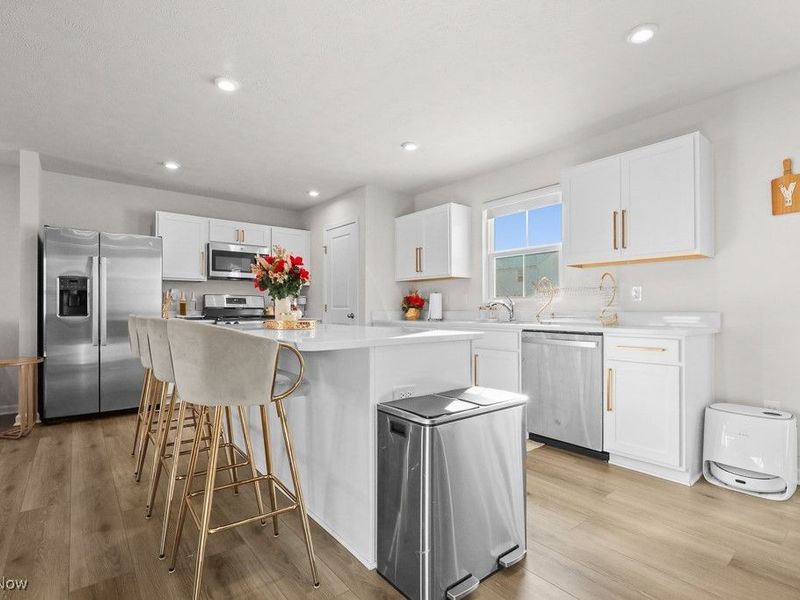 250 Leather Leaf Drive, Elyria, OH 44035 Photo 7