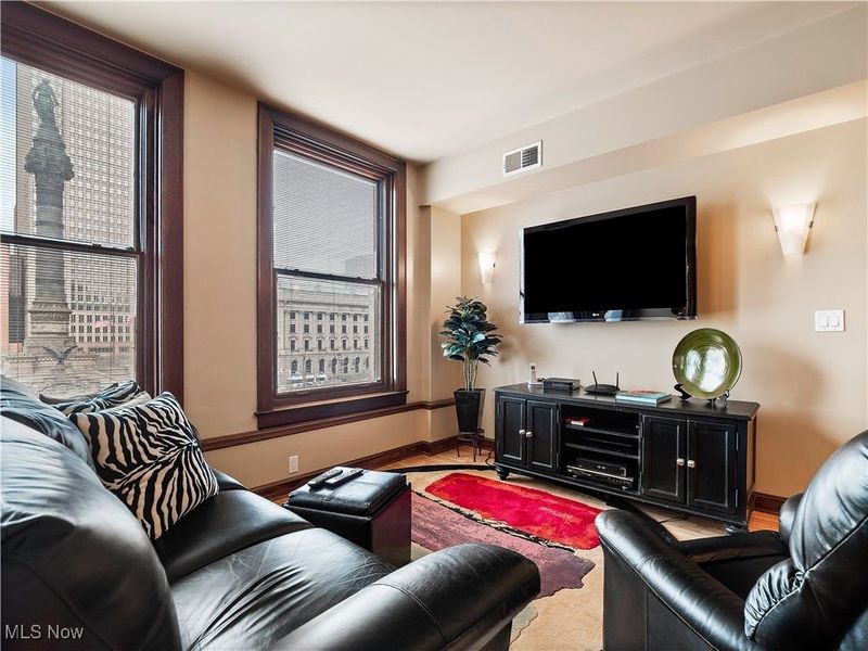 140 Public Square, Unit 402, Cleveland, OH 44114 Photo 10