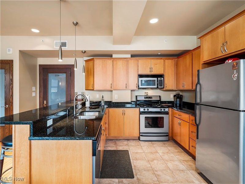 140 Public Square, Unit 402, Cleveland, OH 44114 Photo 15