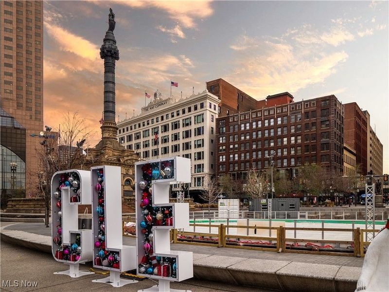 140 Public Square, Unit 402, Cleveland, OH 44114 Photo 2