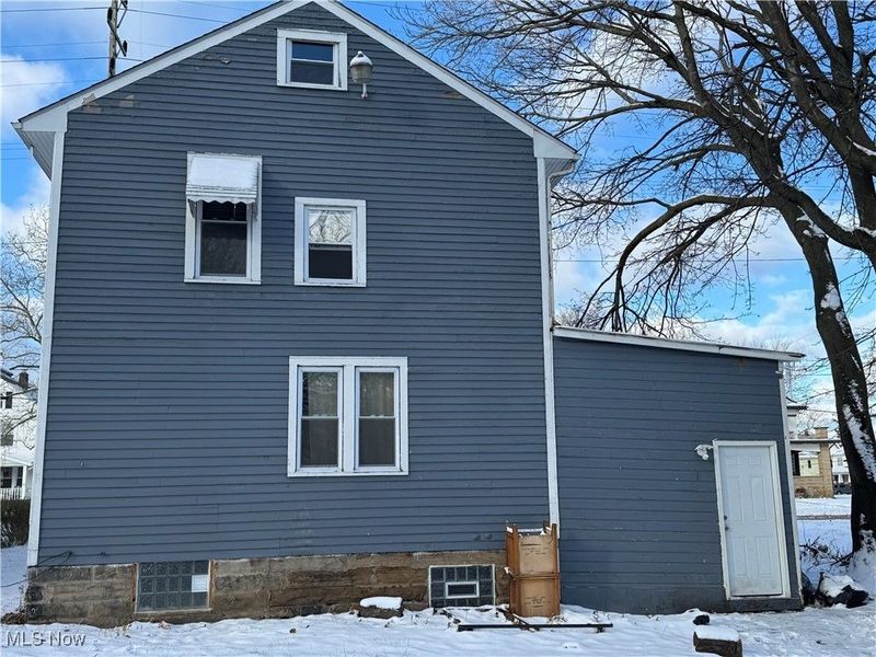 517 Oberlin Avenue, Lorain, OH 44052 Photo 6