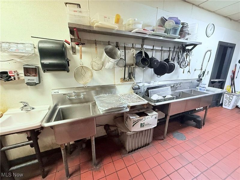 28 Penn Avenue SE, Massillon, OH 44646 Photo 19