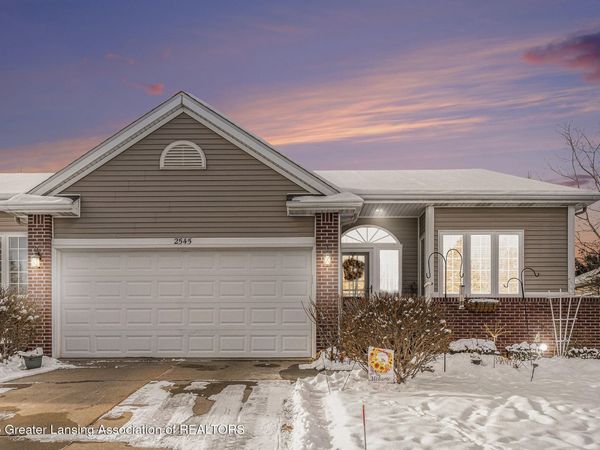 2545 Limerick Circle, Holt, MI 48842