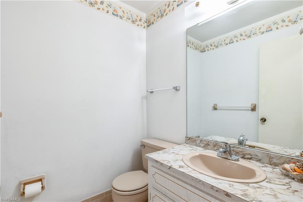 6992 Edgewater Cir, Fort Myers, FL 33919 Photo