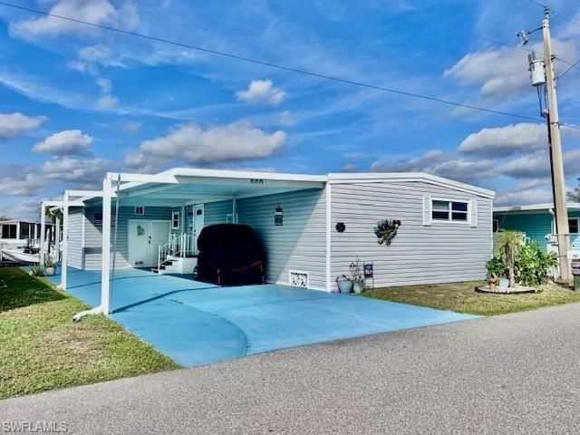 5519 Sir Walter Way, North Fort Myers, FL 33917 Photo