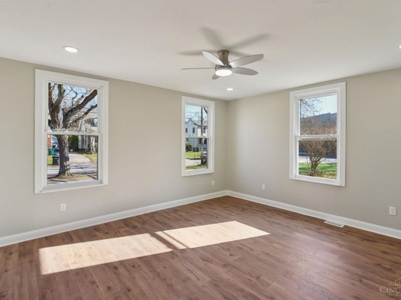 8081 Woodbine Avenue, Cincinnati, OH 45216 Photo 6