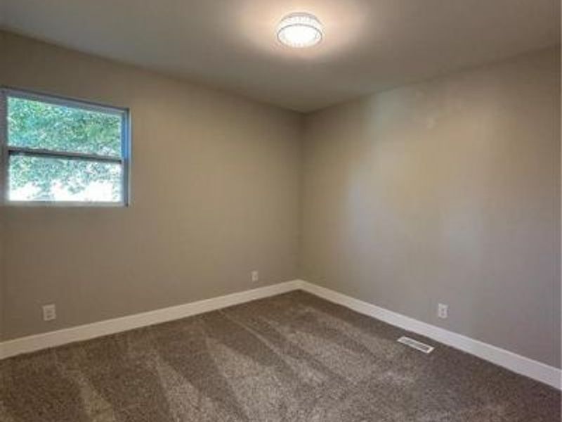 4901 Tenshaw Drive, Dayton, OH 45417 Photo 10