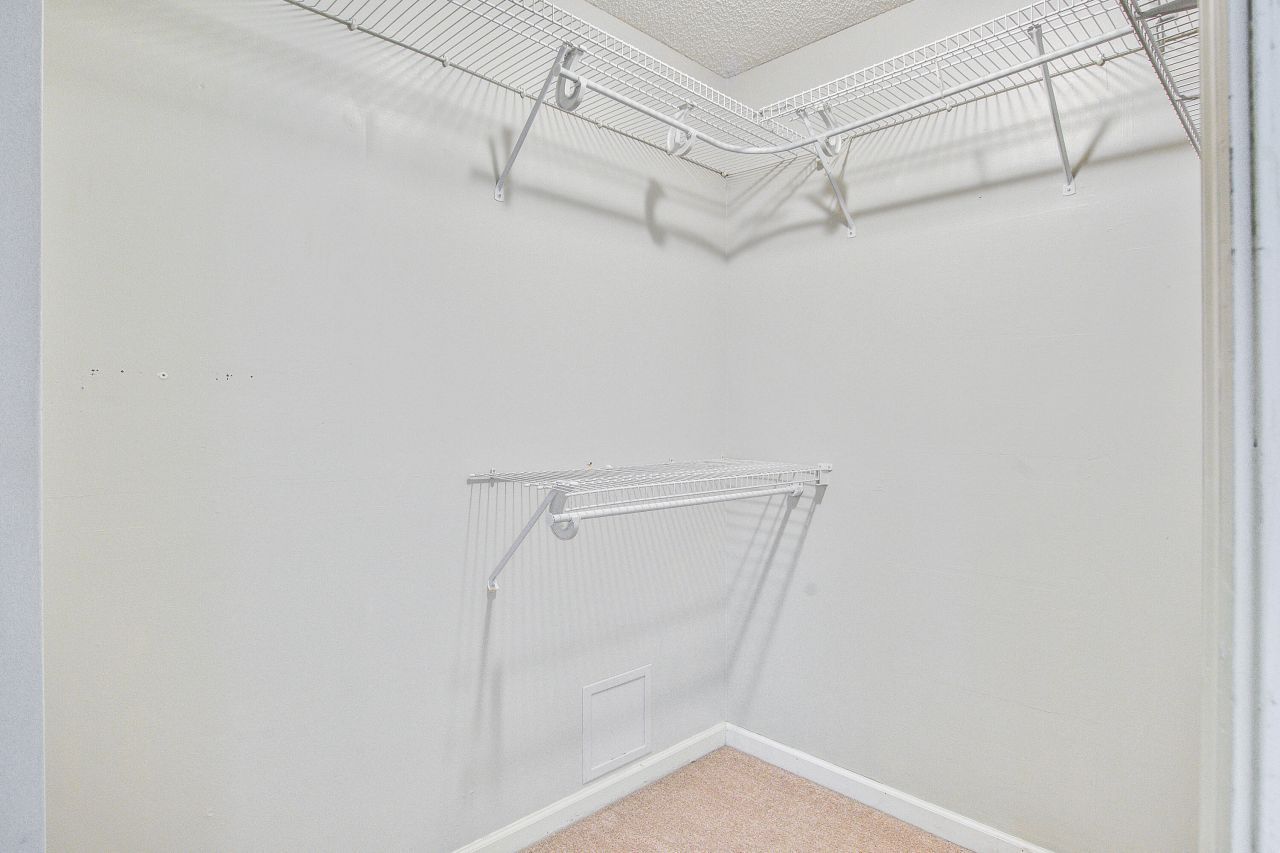 11 Stutz Court Photo 22