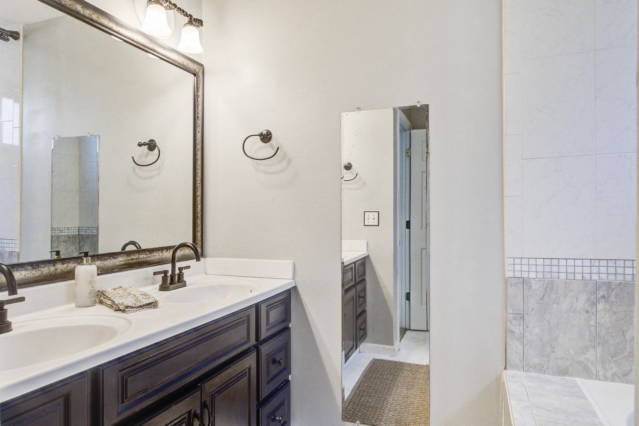 11 Stutz Court Photo 23