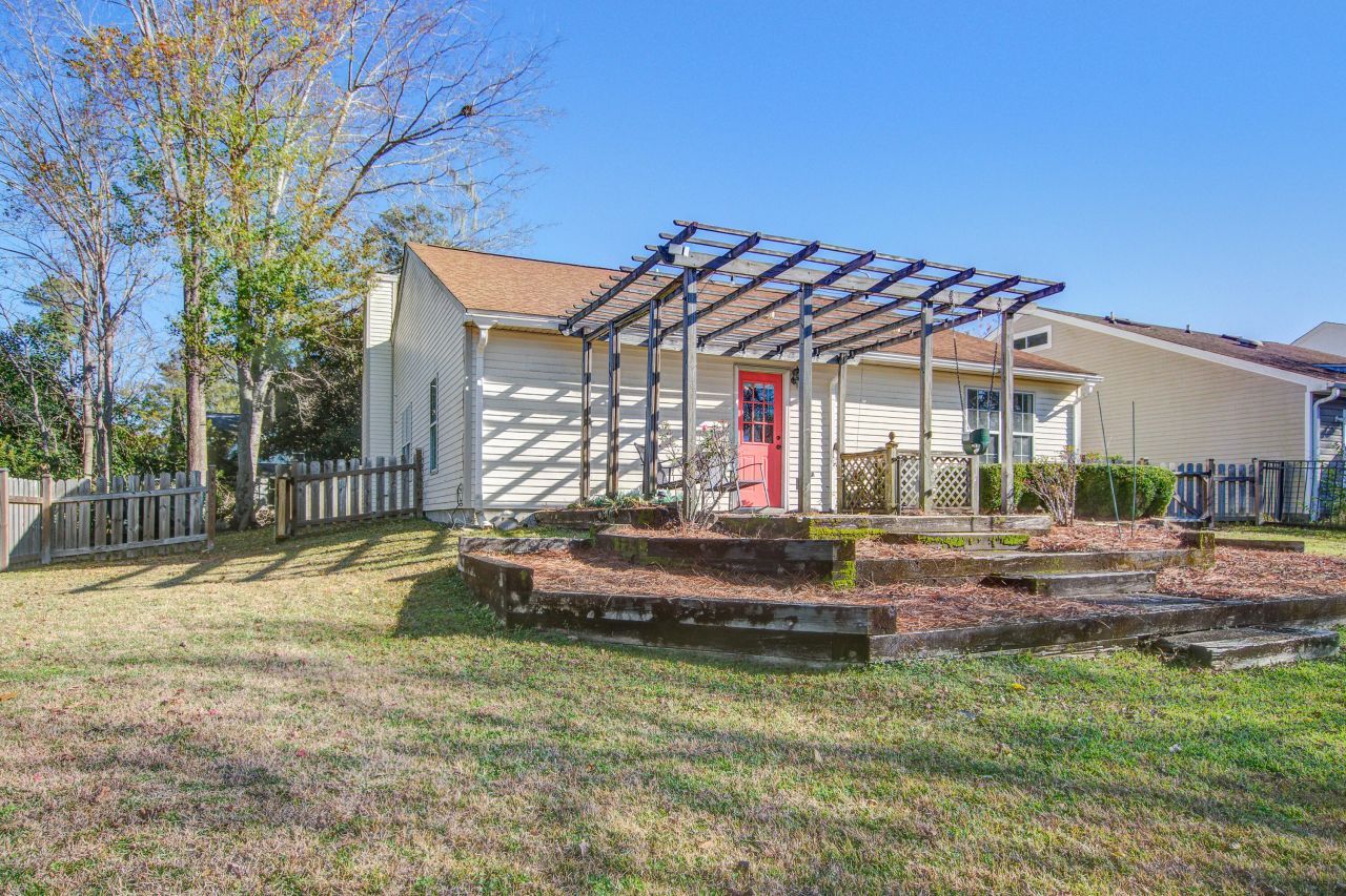 11 Stutz Court Photo 29