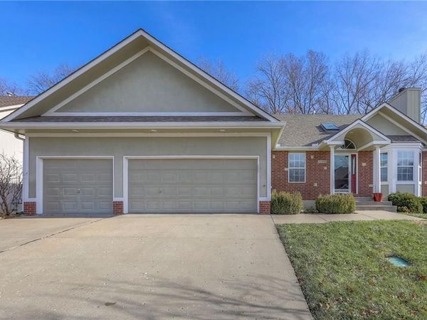 3413 S Arrowhead Court, Independence, MO 64057