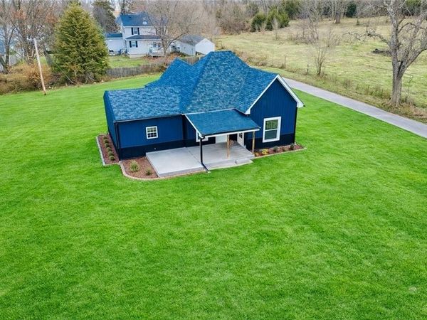 428 Walnut Street, Guilford, MO 64457