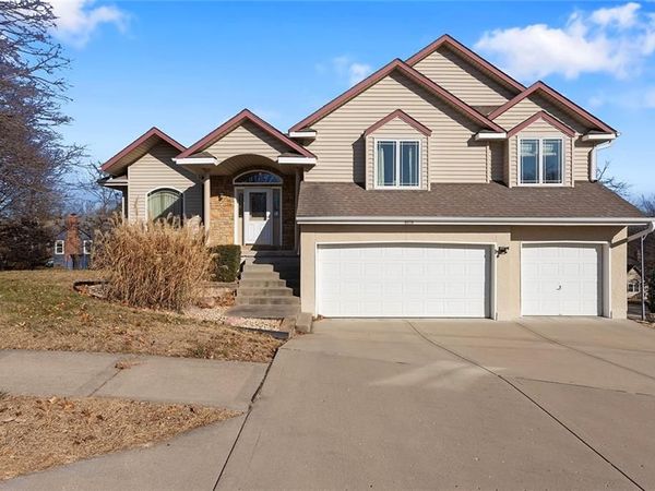 6958 N Atkins Avenue, Kansas City, MO 64152