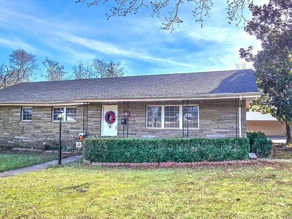 509 Sunset Strip, Eufaula, OK 74432