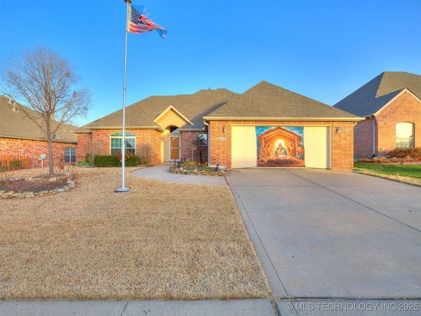 2613 S 12th Street, Broken Arrow, OK 74012