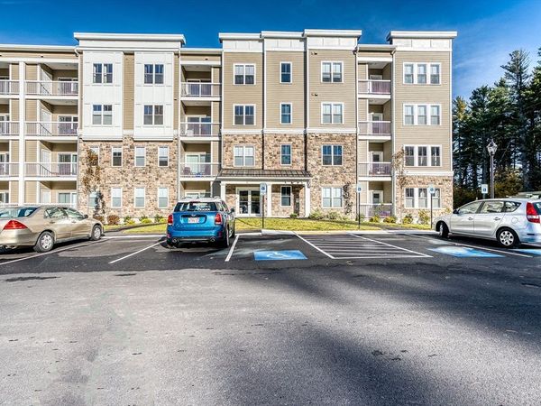 2 Winslow, Unit 201, Grafton, MA 01536